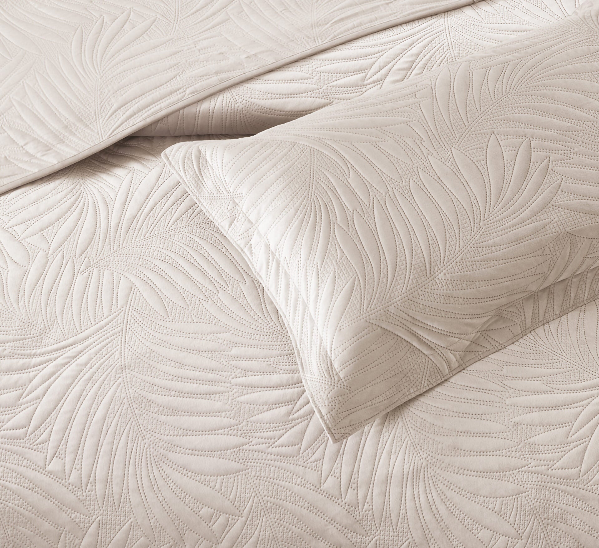 Liolios | Ibiza (Beige) Bedspread